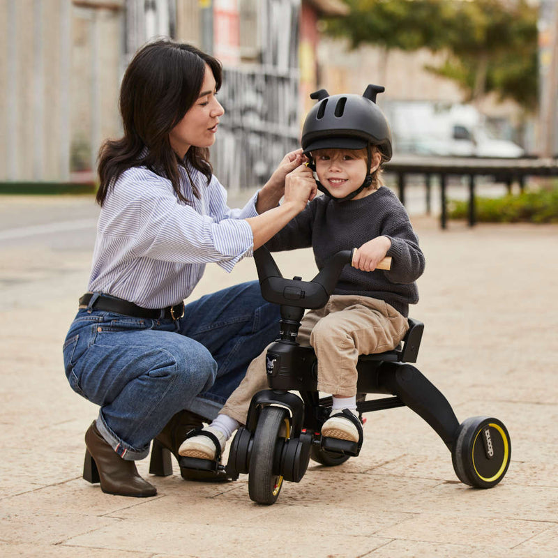 Load image into Gallery viewer, Liki Helmet
