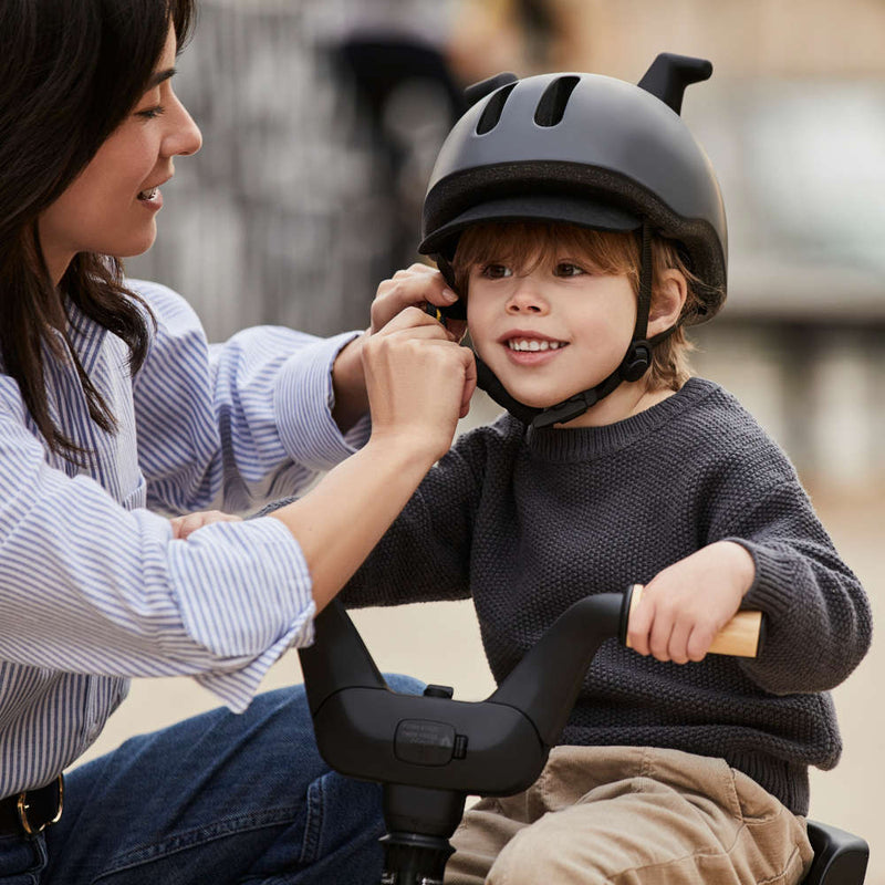 Load image into Gallery viewer, Liki Helmet
