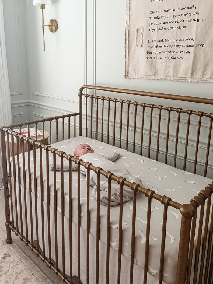 Gunamuna Crib Sheet - Goose