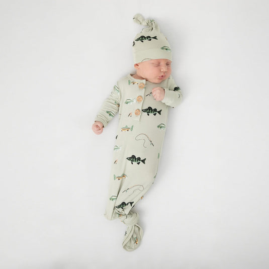 Kyte Baby Knotted Gown with Hat Set - Fishing