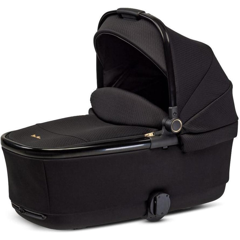 Load image into Gallery viewer, Silver Cross Reef 2 First Bed Folding Bassinet
