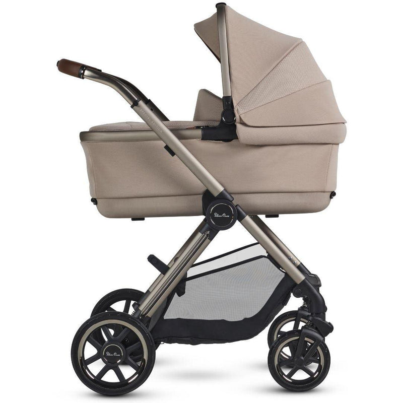 Load image into Gallery viewer, Silver Cross Reef 2 First Bed Folding Bassinet
