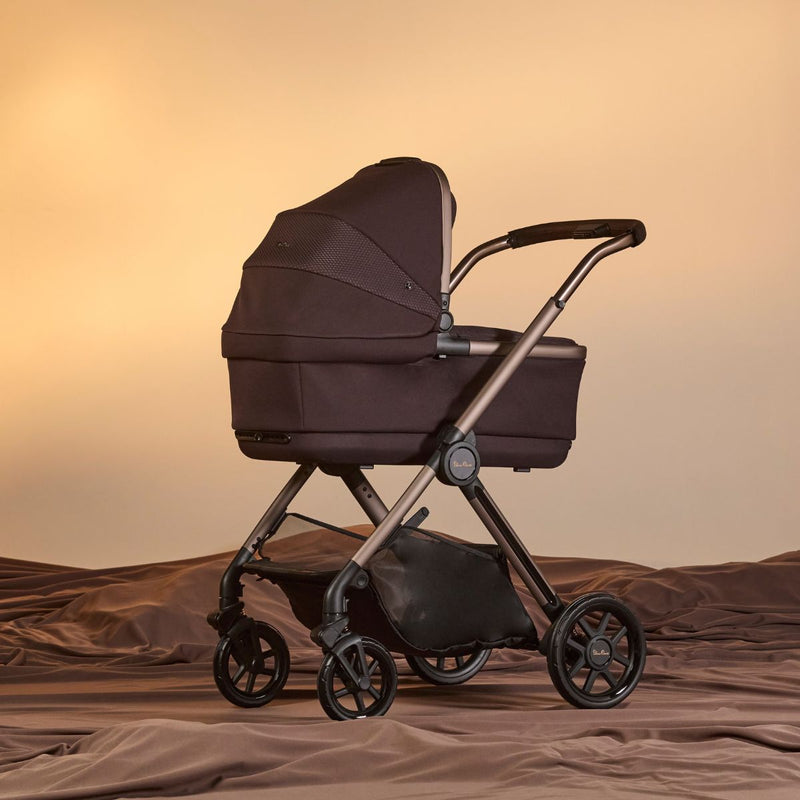 Load image into Gallery viewer, Silver Cross Reef 2 First Bed Folding Bassinet

