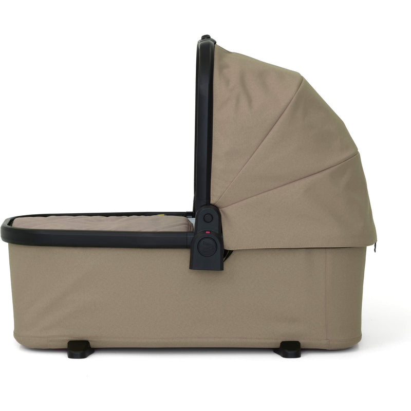 Load image into Gallery viewer, Veer Switchback Bassinet
