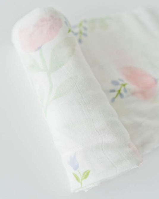 Little Unicorn Deluxe Muslin Single Swaddle - Pink Peony