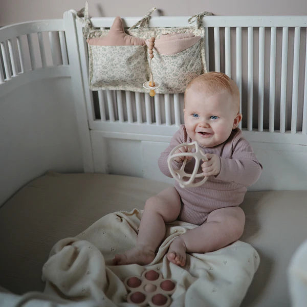Mushie Ball Teether Shifting Sand