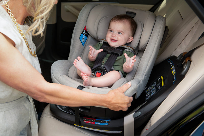 Load image into Gallery viewer, Nuna REVV Convertible Car Seat
