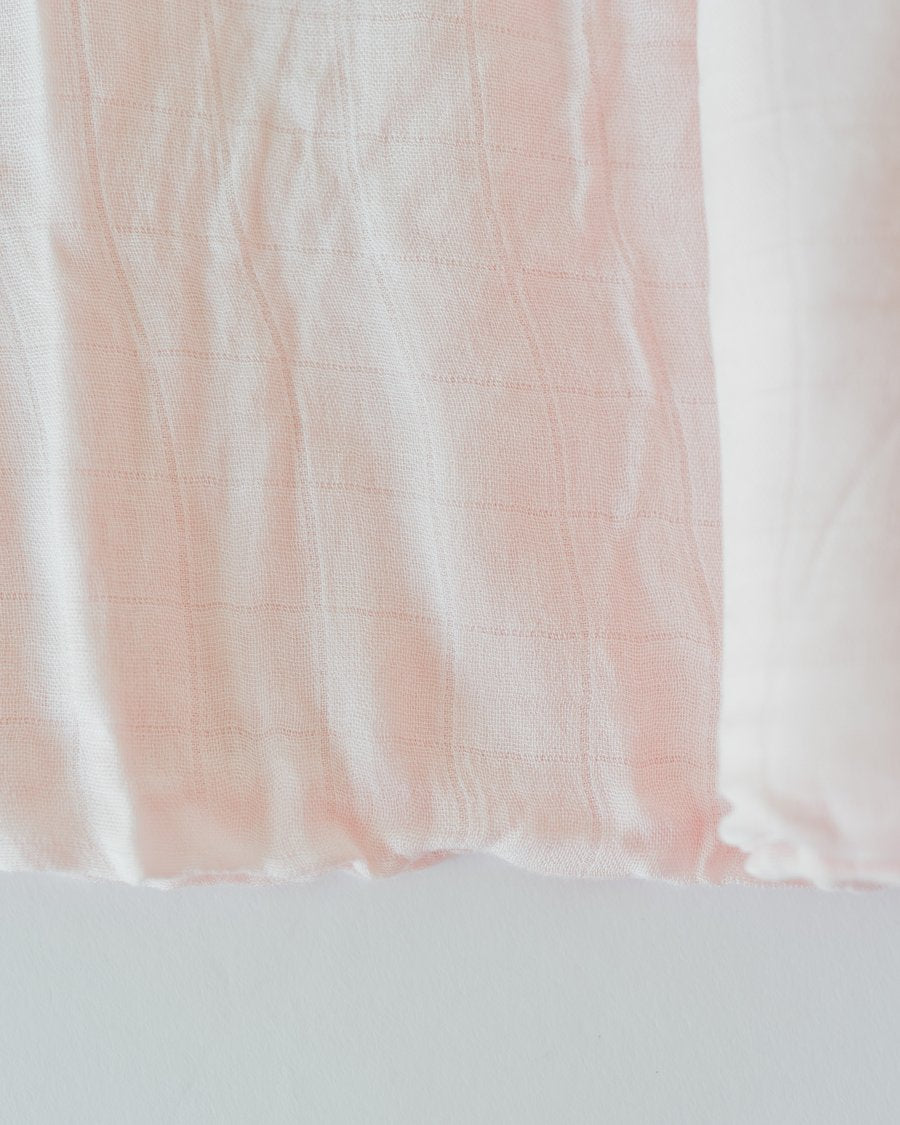Little Unicorn Deluxe Muslin Single Swaddle  - Blush