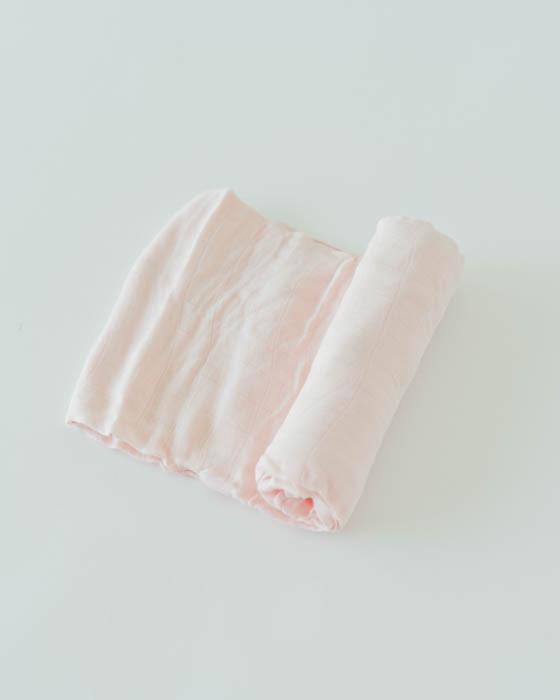 Load image into Gallery viewer, Little Unicorn Deluxe Muslin Single Swaddle  - Blush

