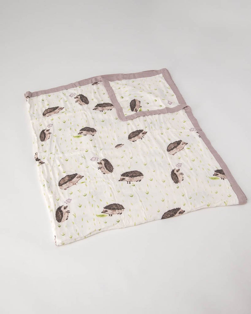 Load image into Gallery viewer, Little Unicorn Deluxe Muslin Big Kid Quilt - Hedgehog
